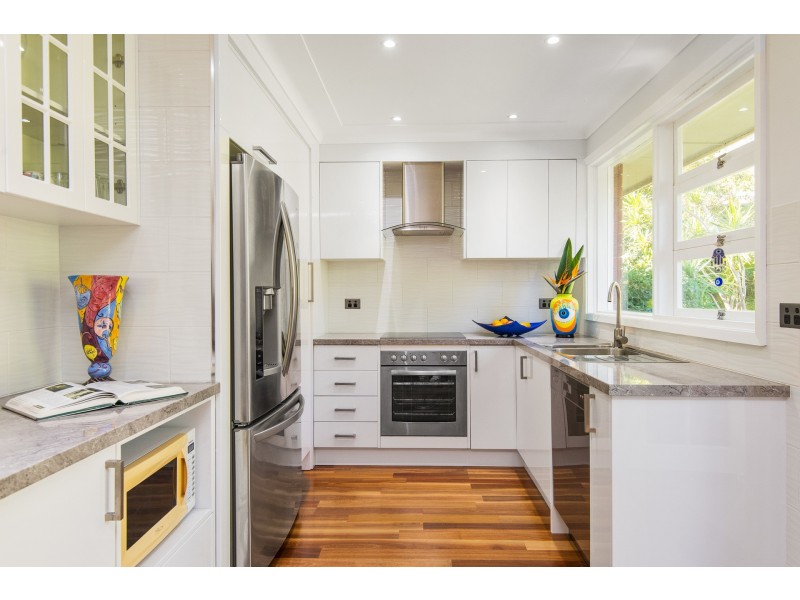 33 Careel Head Road, Avalon Beach NSW 2107