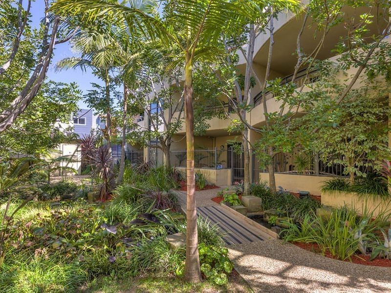 27/17-19 Old Barrenjoey Road, Avalon NSW 2107