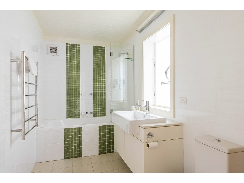 22 Hudson Parade, Avalon Beach NSW 2107