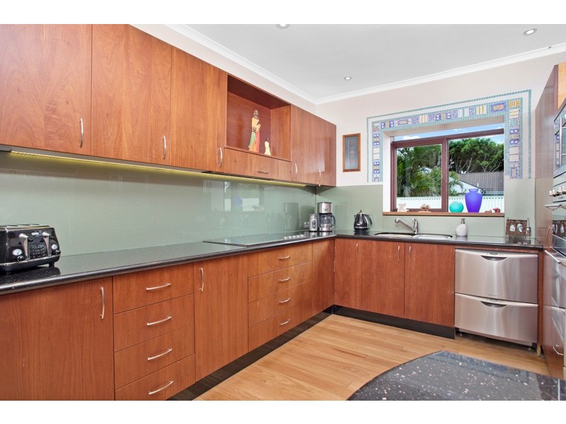 50 Binburra Avenue, Avalon Beach NSW 2107