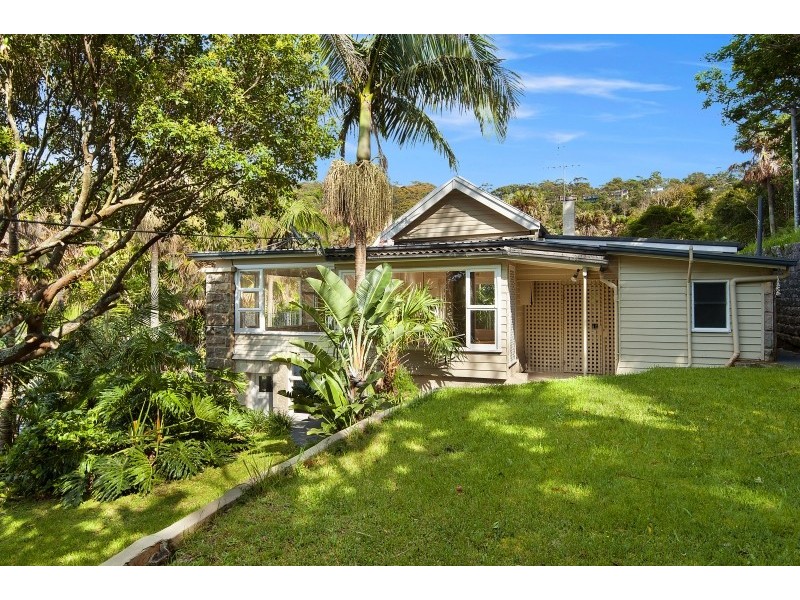 15 The Serpentine, Bilgola NSW 2107