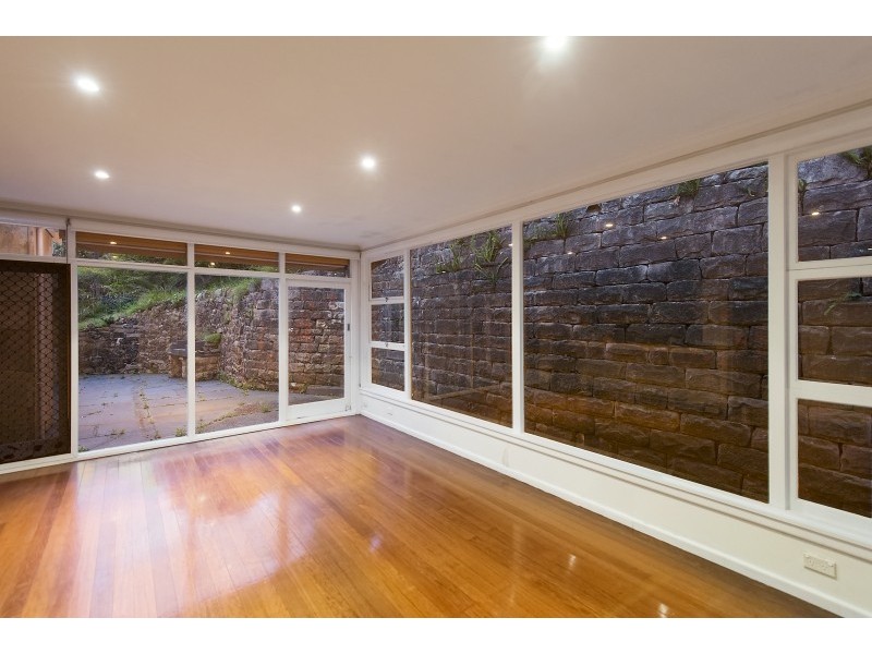 15 The Serpentine, Bilgola NSW 2107