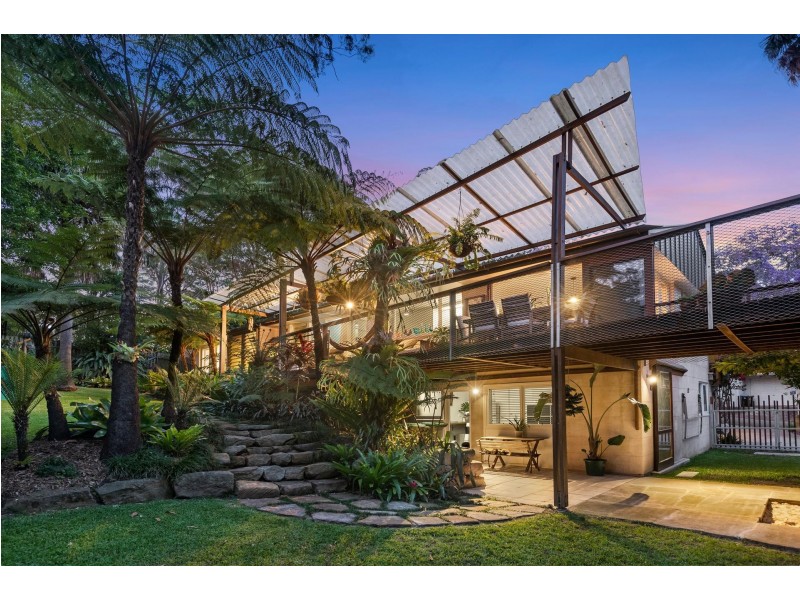 17 The Appian Way, Avalon Beach NSW 2107