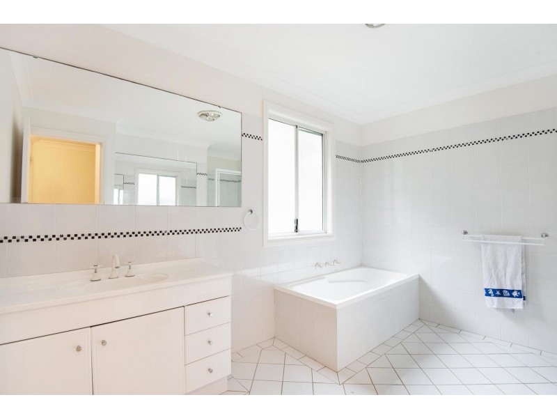 16A Kevin Avenue, Avalon Beach NSW 2107