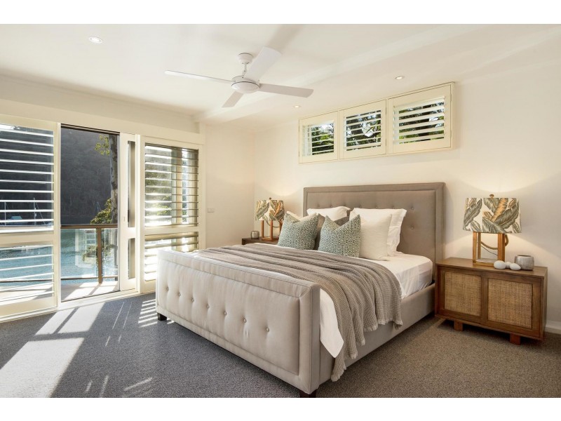 24 McCarrs Creek Road, Church Point NSW 2105