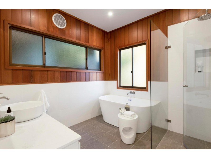 24 McCarrs Creek Road, Church Point NSW 2105