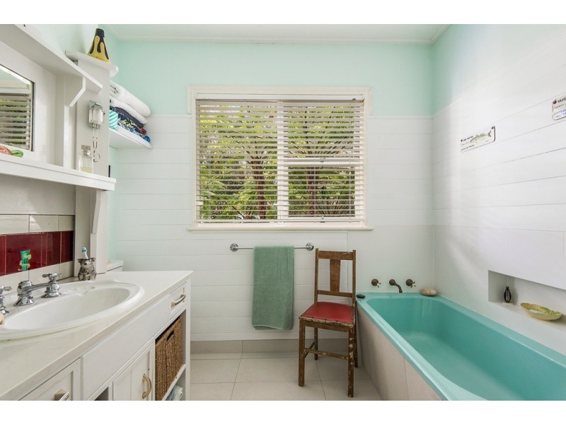 49 Elaine Avenue, Avalon Beach NSW 2107