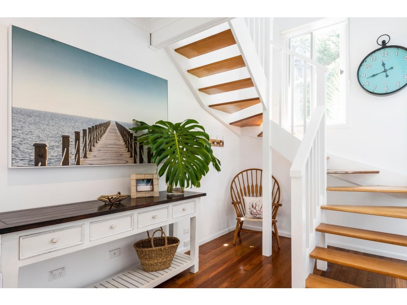 17 Elizabeth Street, Avalon Beach NSW 2107