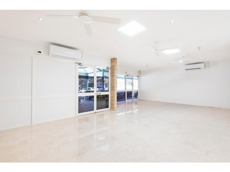 Shop 5 & 6/1 -3 Careel Head Road, Avalon Beach NSW 2107