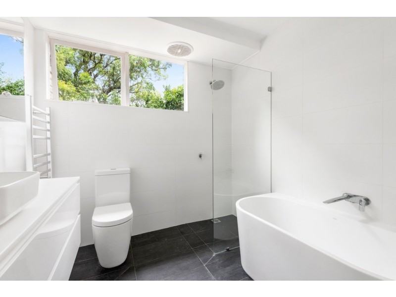 70 Chisholm Avenue, Avalon Beach NSW 2107