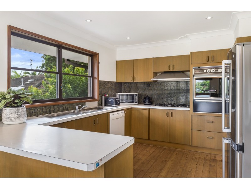 12 Loblay Crescent, Bilgola Plateau NSW 2107