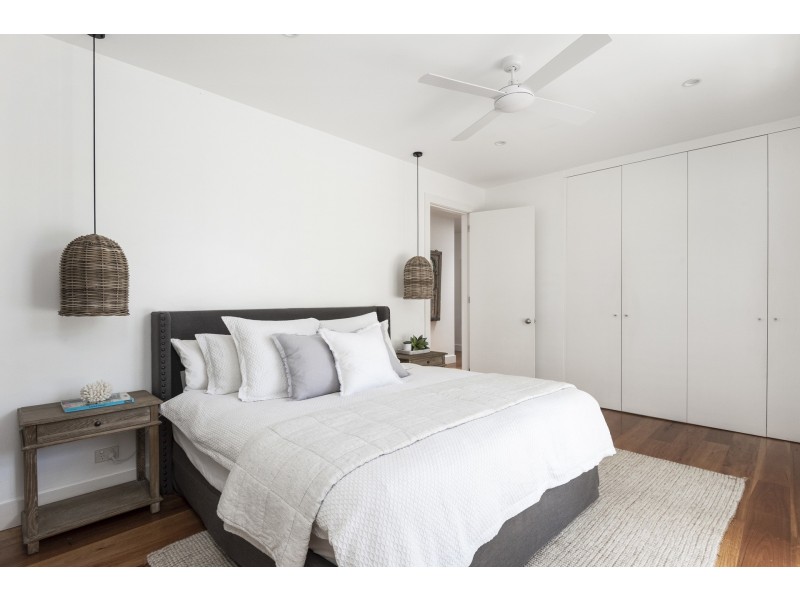 131 Avalon Parade, Avalon Beach NSW 2107