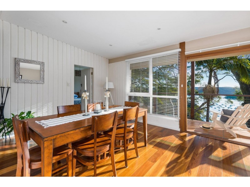 Upper 6 Joanne Place, Bilgola Plateau NSW 2107