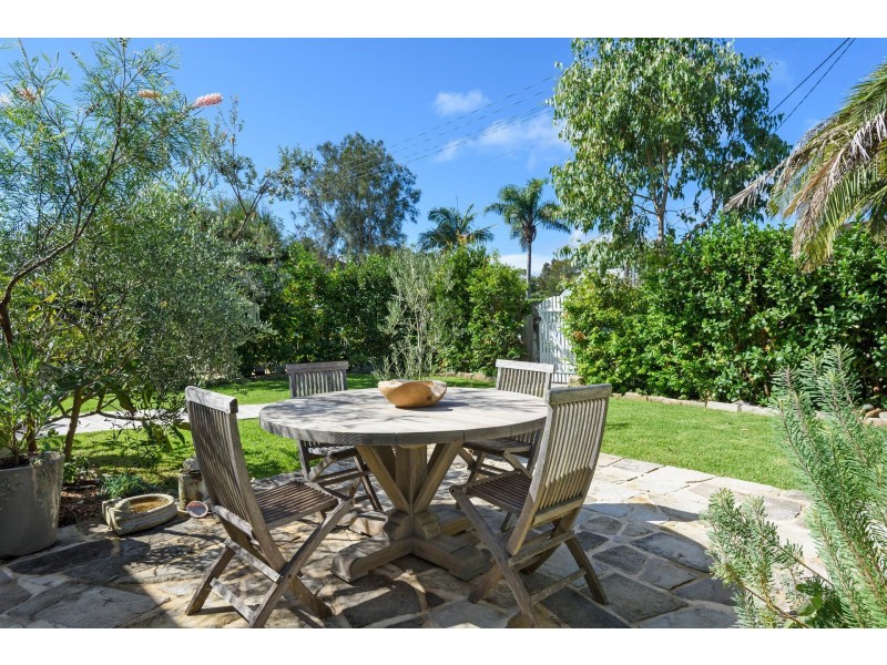 38 Elaine Avenue, Avalon Beach NSW 2107