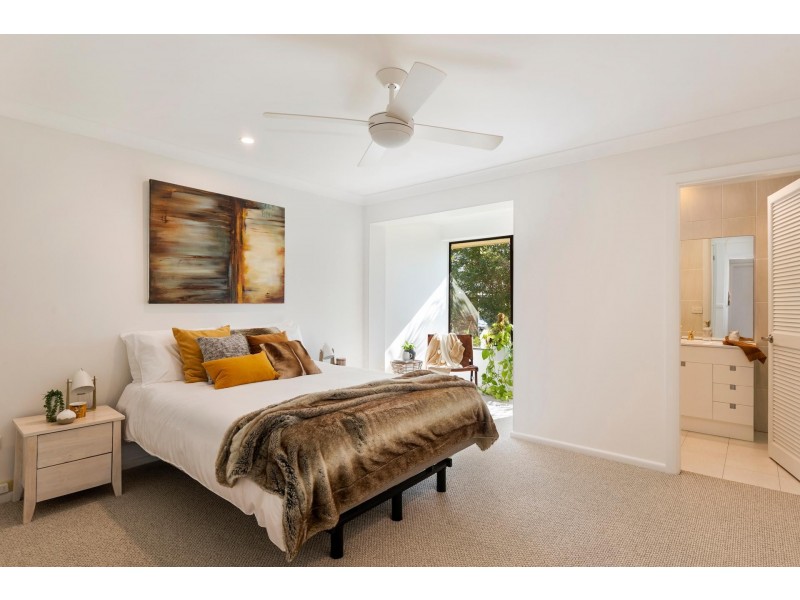 10 Loblay Crescent, Bilgola Plateau NSW 2107