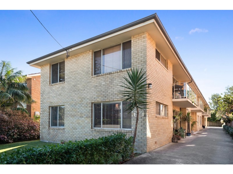 1/32 Seabeach Avenue, Mona Vale NSW 2103