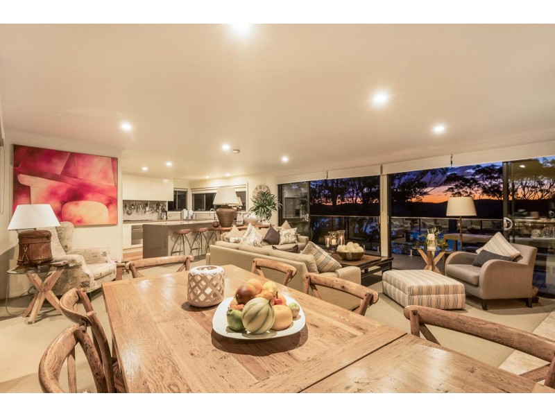 14 Capri Close, Avalon Beach NSW 2107