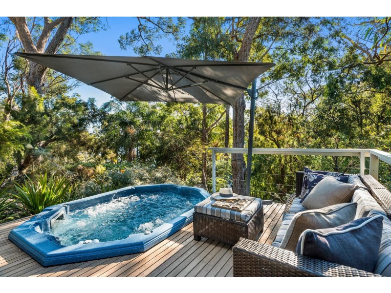 14 Capri Close, Avalon Beach NSW 2107