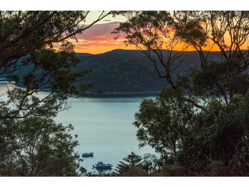 14 Capri Close, Avalon Beach NSW 2107