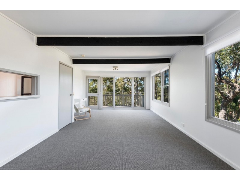 Upper 35 Queens Avenue, Avalon Beach NSW 2107