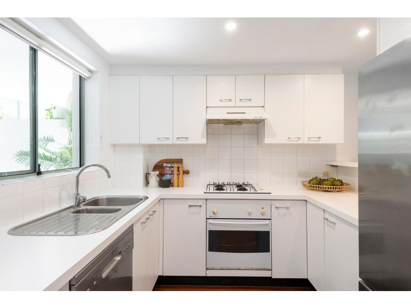 4/36-38 Old Barrenjoey Road, Avalon Beach NSW 2107