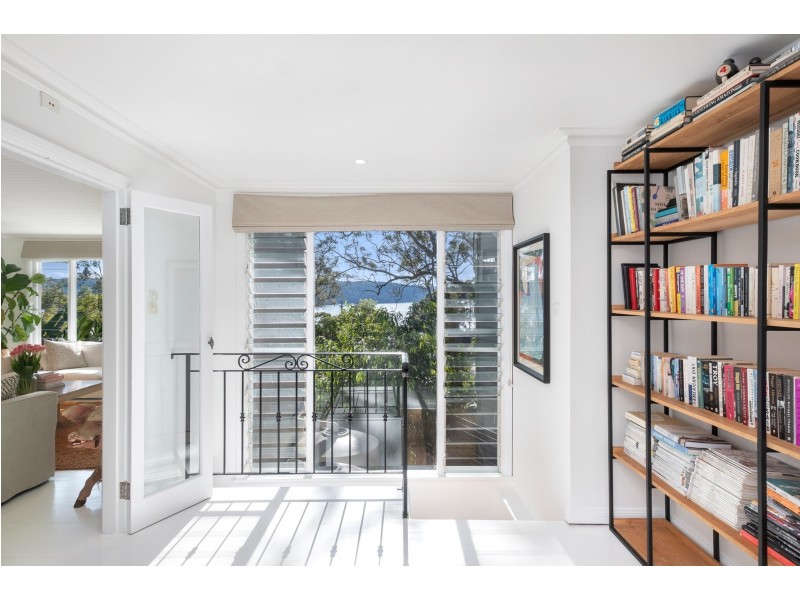 76 Hilltop Road, Avalon Beach NSW 2107