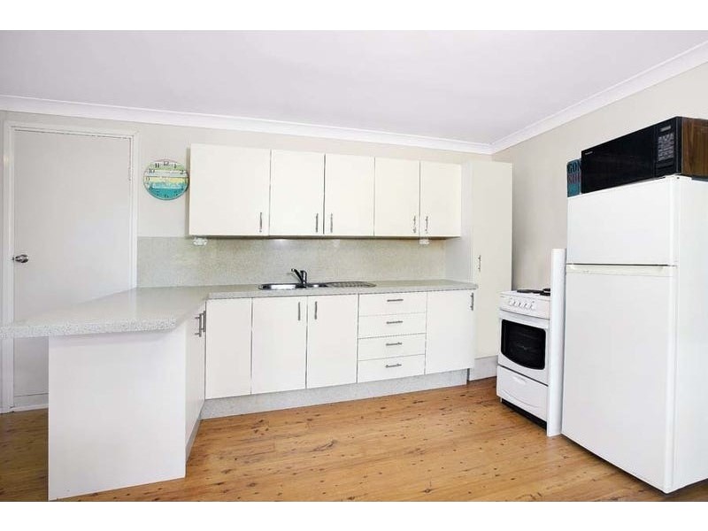 Lower 53 Chisholm Avenue, Avalon Beach NSW 2107