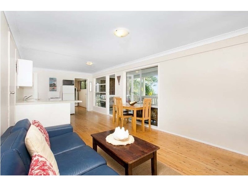 Lower 53 Chisholm Avenue, Avalon Beach NSW 2107