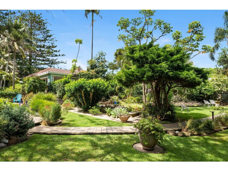 11-13 Harley Road, Avalon Beach NSW 2107