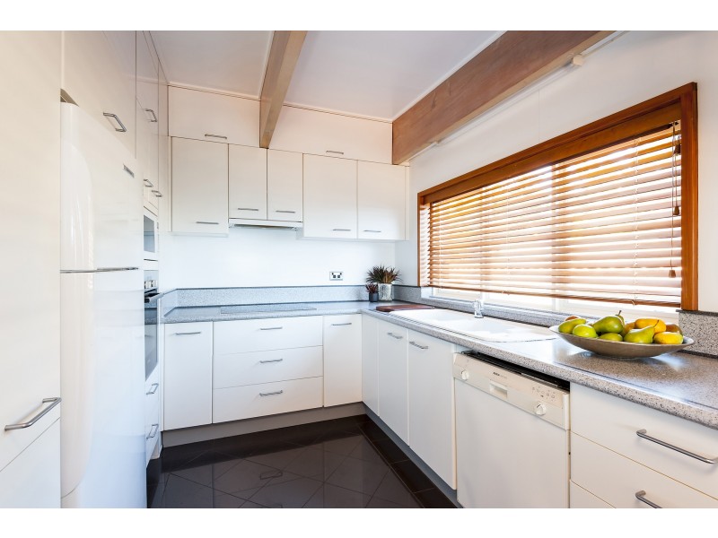 48 The Serpentine, Bilgola Beach NSW 2107