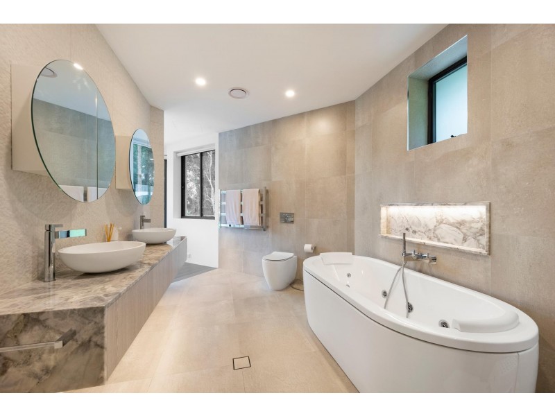 201 McCarrs Creek Road, Church Point NSW 2105