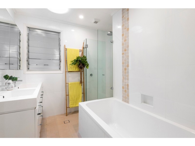 84 Central Road, Avalon Beach NSW 2107