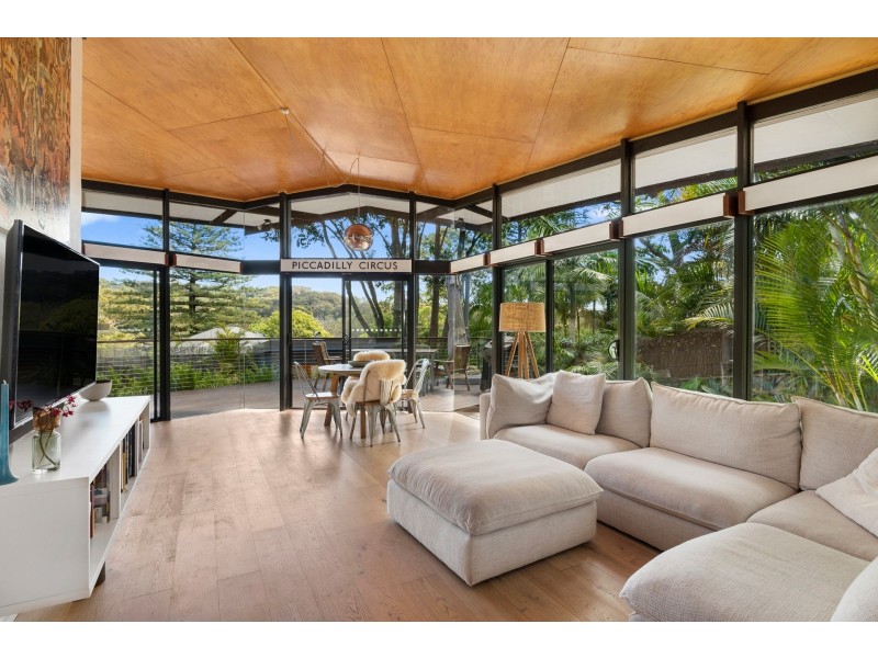 23 Dolphin Crescent, Avalon Beach NSW 2107