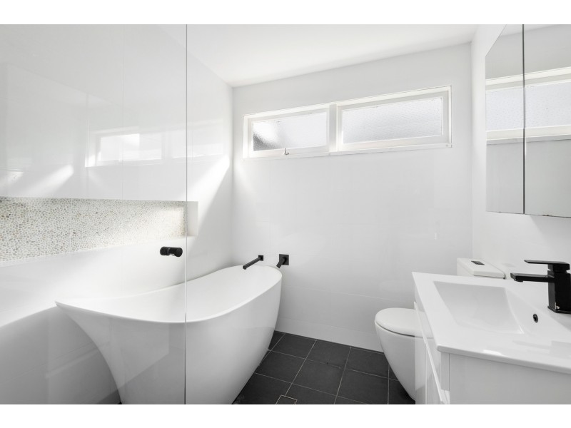 48 William Street, Avalon Beach NSW 2107