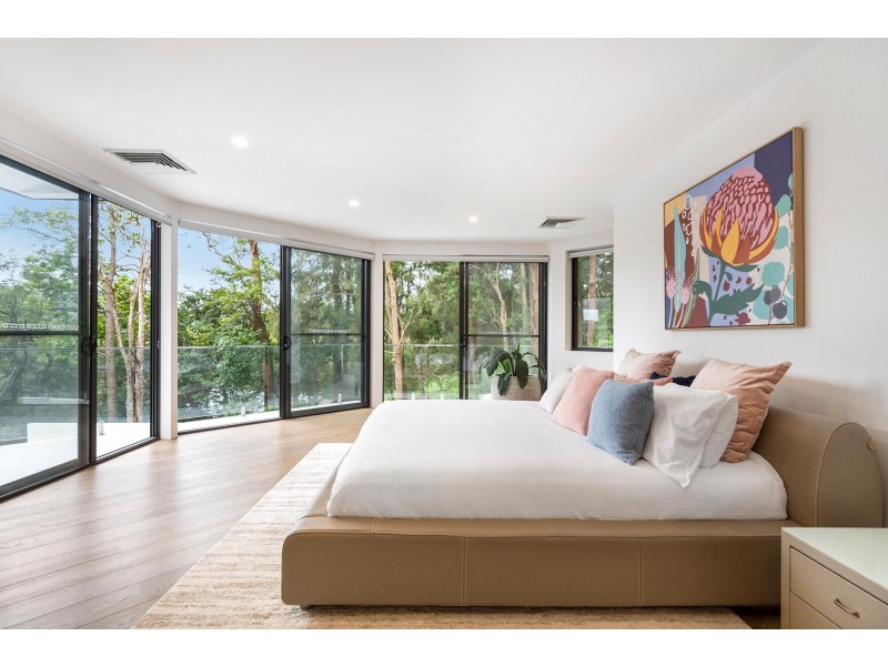 201 McCarrs Creek Road, Church Point NSW 2105