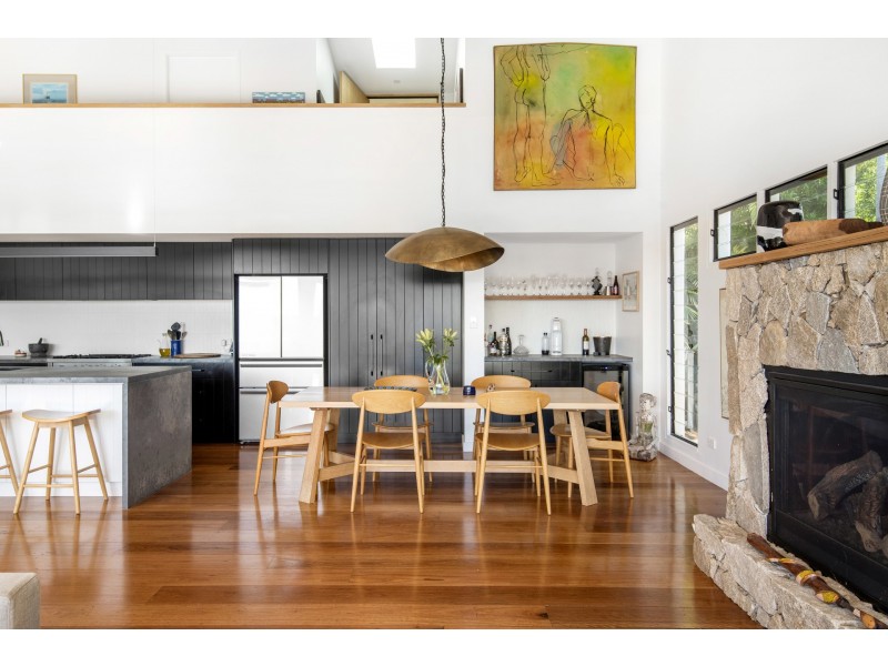 16 The Circle, Bilgola Plateau NSW 2107