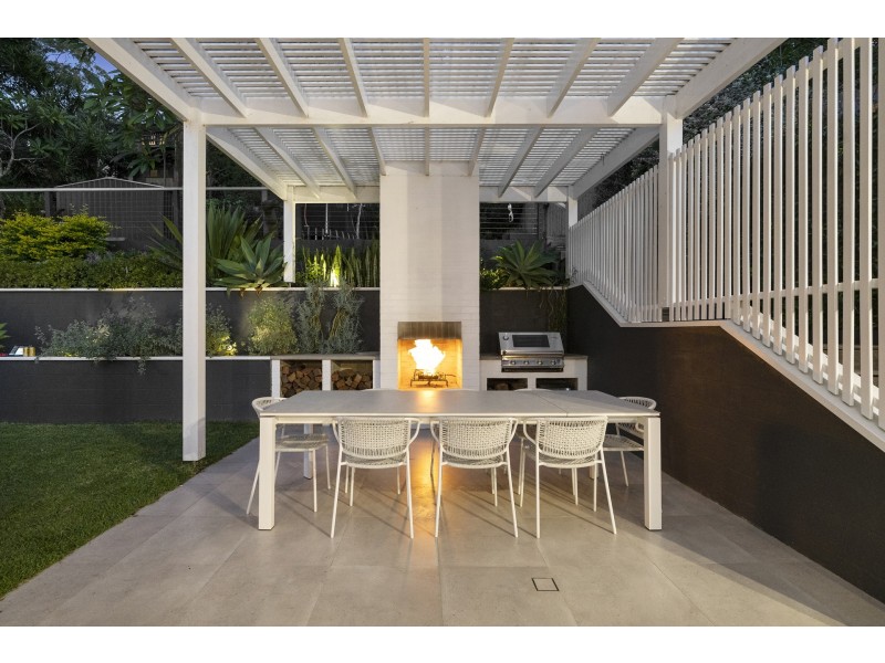 49 Kevin Avenue, Avalon Beach NSW 2107