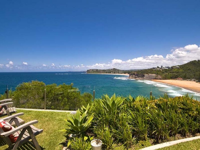 70 The Serpentine, Bilgola NSW 2107