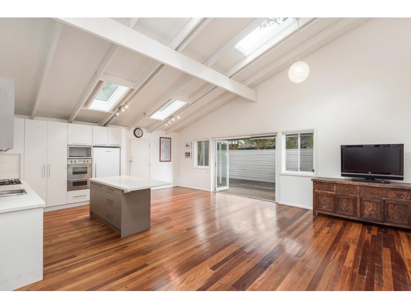 17a Careel Bay Crescent, Avalon Beach NSW 2107