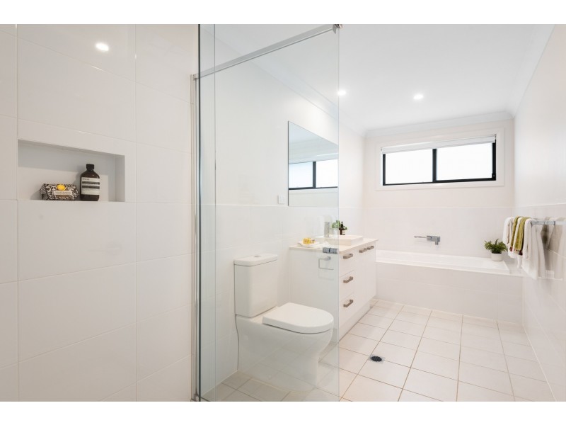 53 Warriewood Road, Warriewood NSW 2102