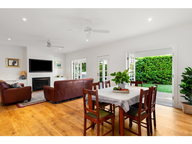 145 Avalon Parade, Avalon Beach NSW 2107