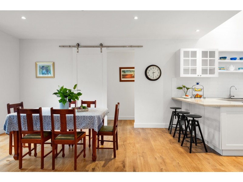 145 Avalon Parade, Avalon Beach NSW 2107