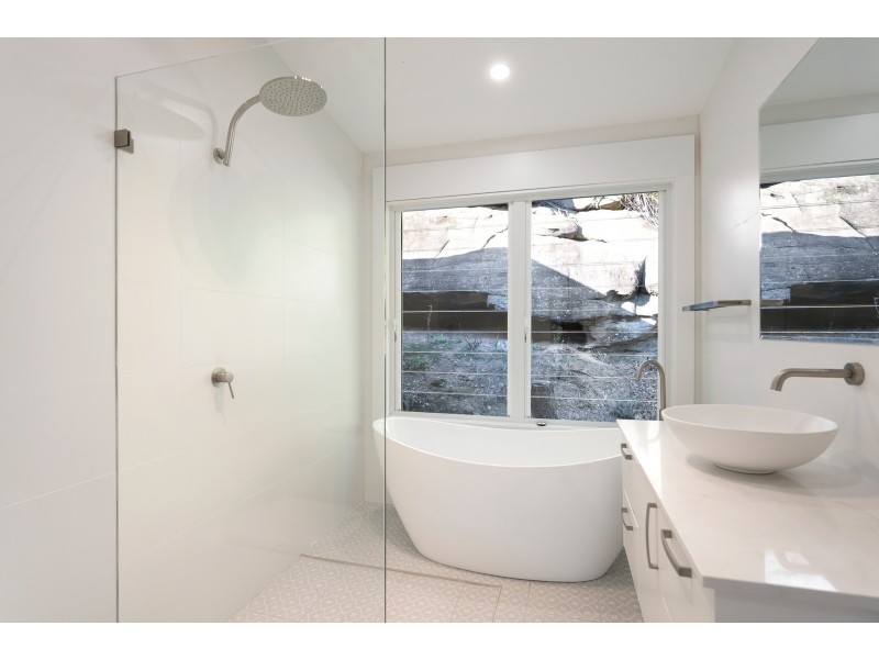 143 McCarrs Creek Road, Church Point NSW 2105