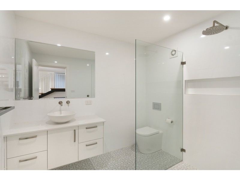 143 McCarrs Creek Road, Church Point NSW 2105