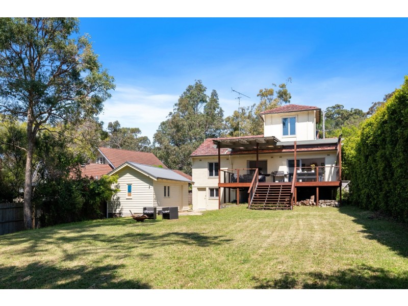 132 Avalon Parade, Avalon Beach NSW 2107