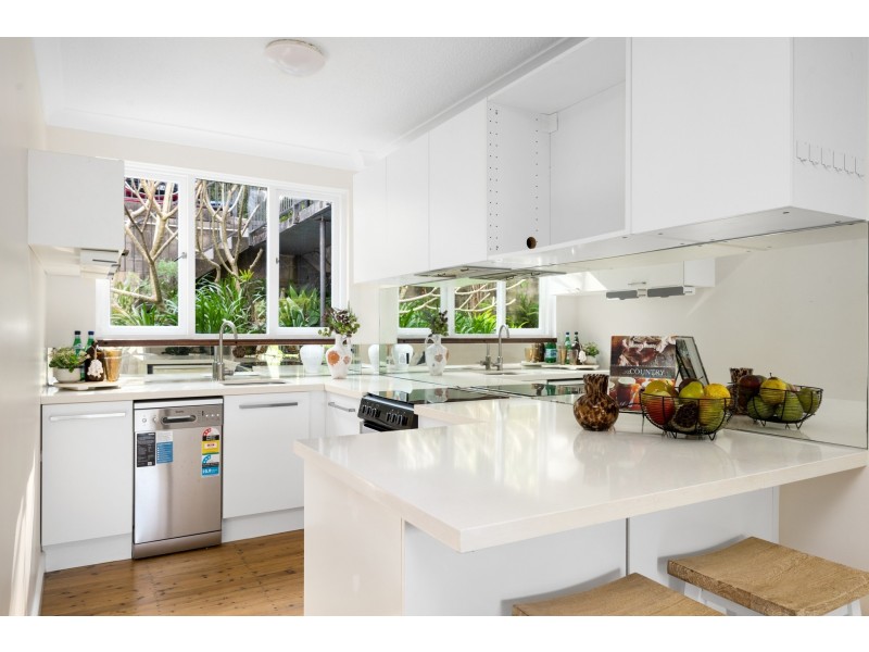 3/4 Sanctuary Avenue, Avalon Beach NSW 2107