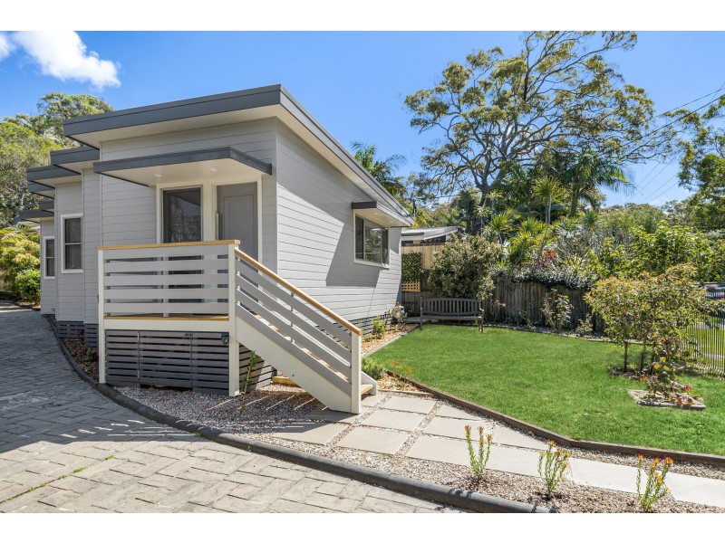 33A Wollstonecraft Avenue, Avalon Beach NSW 2107