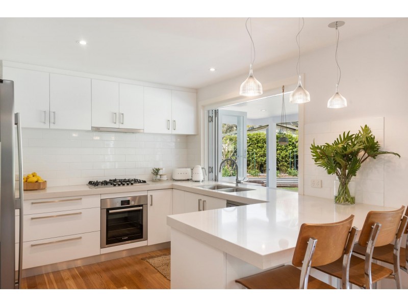 3 Toorak Place, Avalon Beach NSW 2107