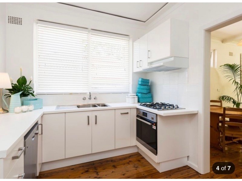 18 Alexander Road, Avalon Beach NSW 2107