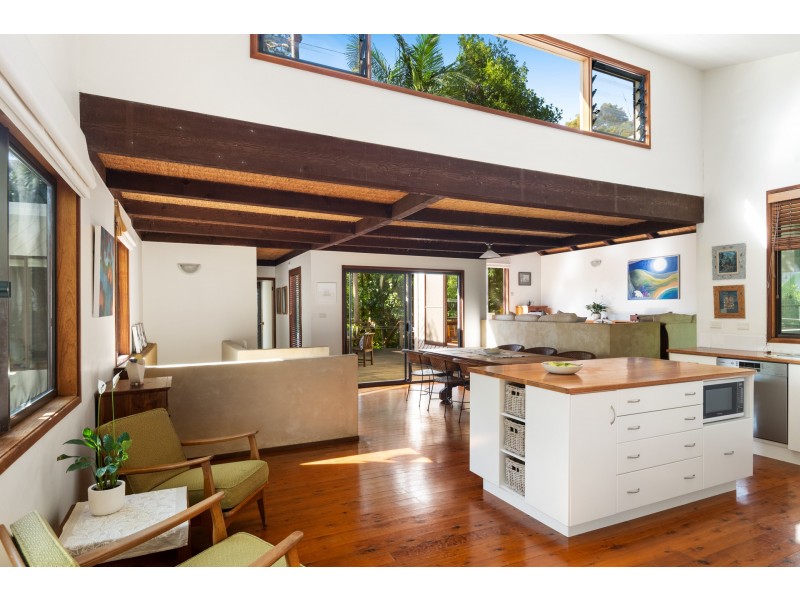 2 Edwin Avenue, Avalon Beach NSW 2107